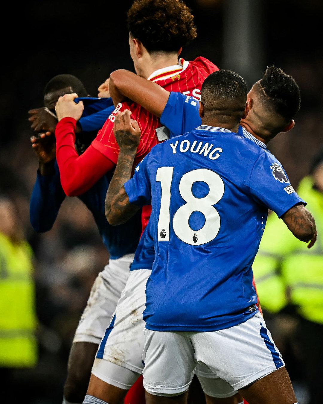 利物浦客场挑战埃弗顿，胜利在望