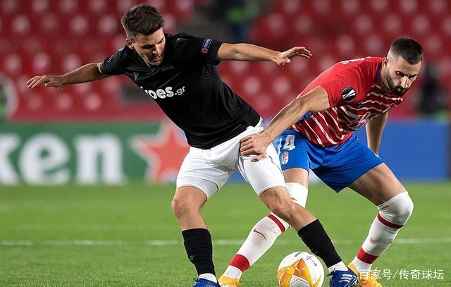 柏林赫塔防线岌岌可危,遭遇连续失球 柏林赫塔防线岌岌可危,遭遇连续失球