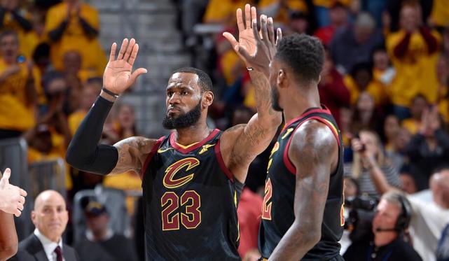 太阳横扫山西队,德罗赞带队取胜 太阳横扫山西队,德罗赞带队取胜