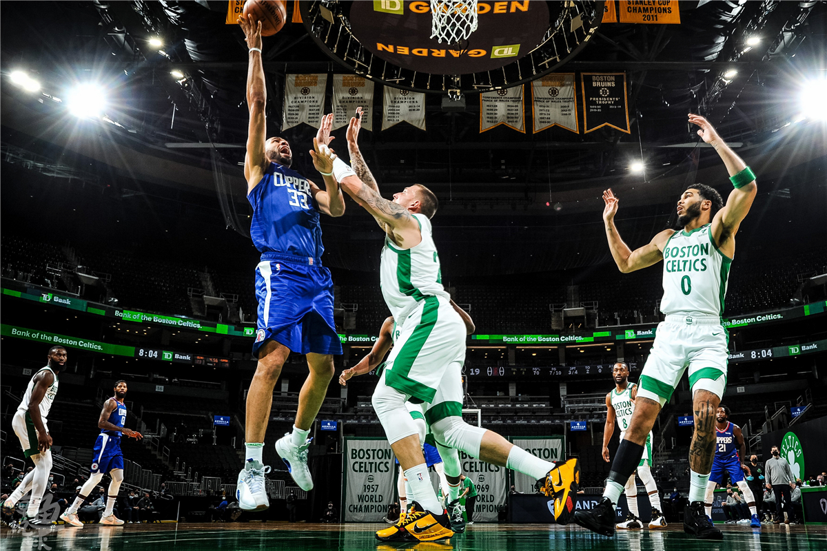 吉林队轻取凯尔特人,乔治刷新纪录 吉林队轻取凯尔特人,乔治刷新纪录