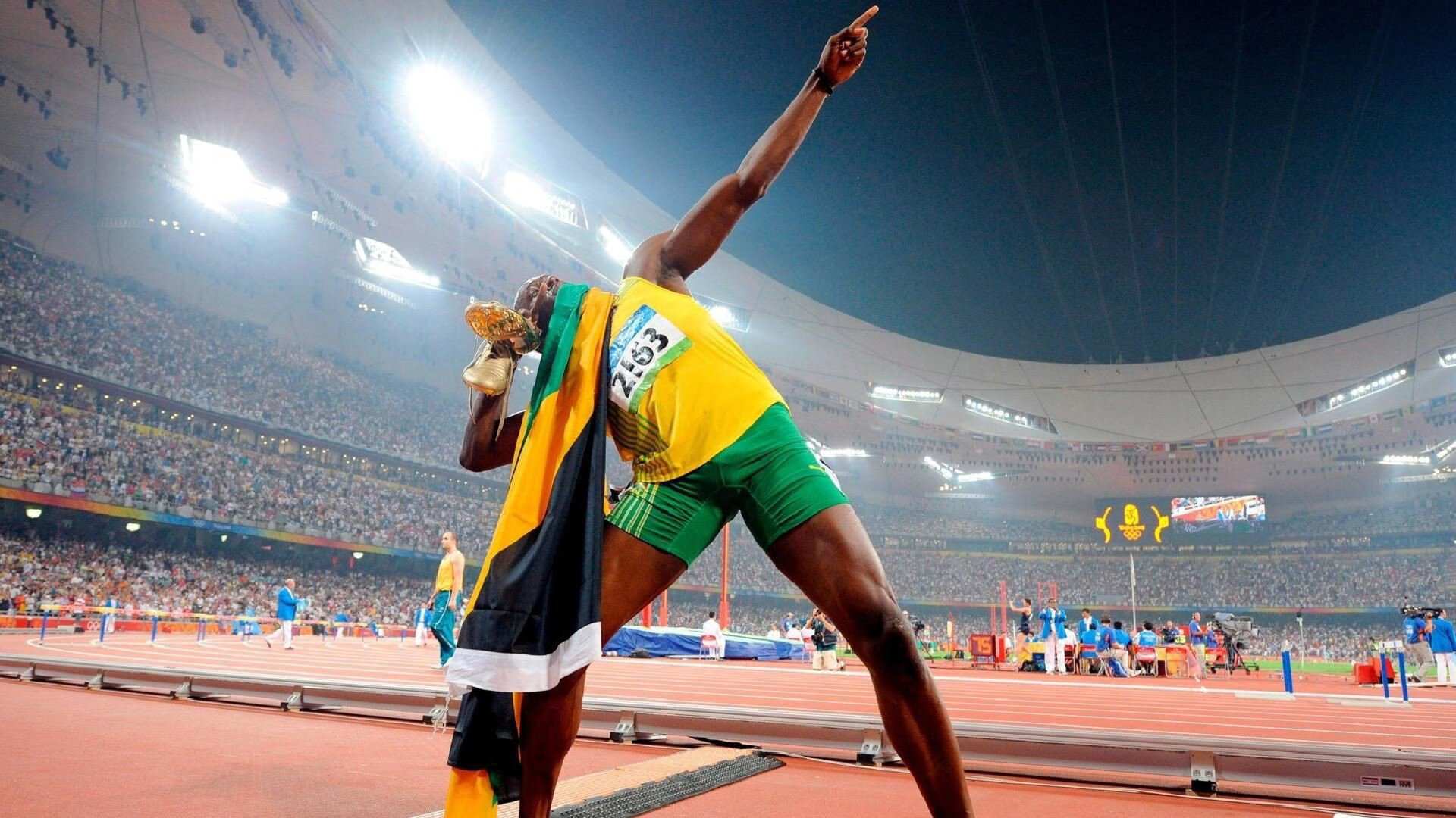 德甲争冠战之夜，贝林厄姆里程碑闪耀，多特蒙德青春风暴席卷